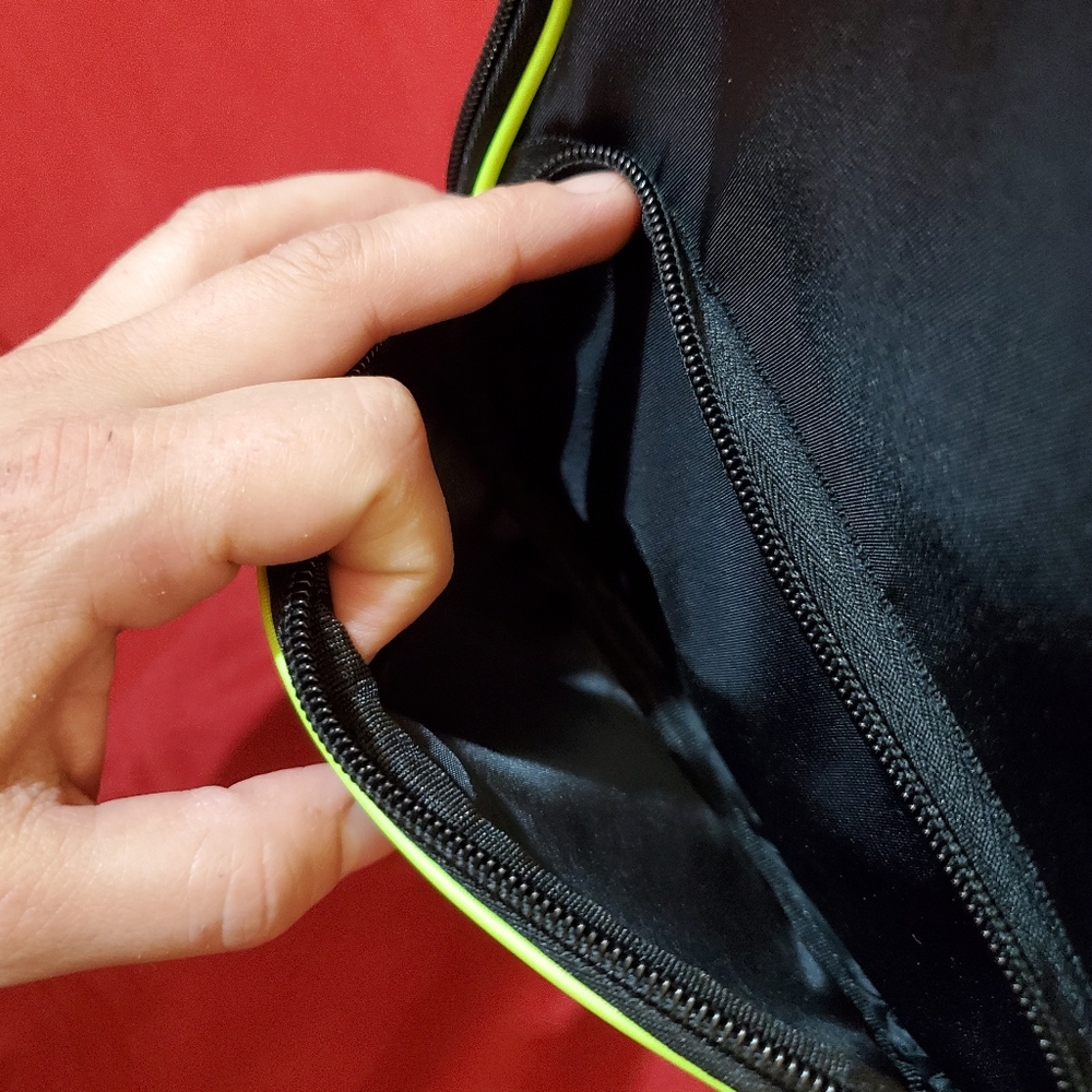 ๐๐BNWT!!! Mini Backpack - Picture 5 of 7